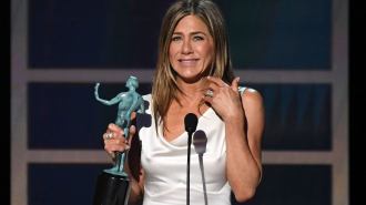 Jennifer-Aniston-gets-excited-after-winning-her-first-SAG-award